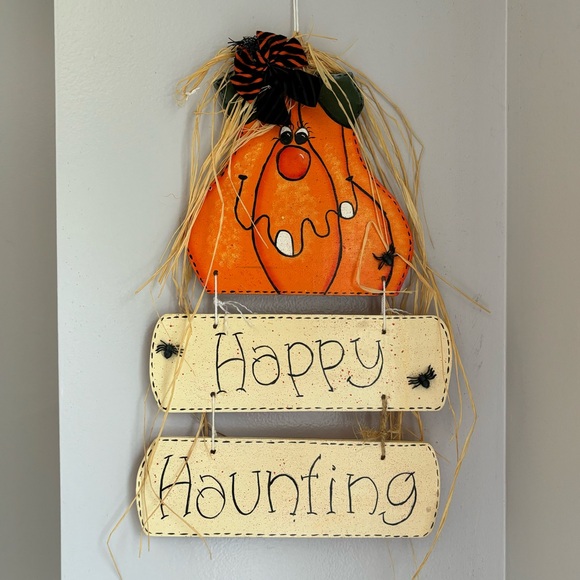 Mrs. Pumpkin Halloween Happy Haunting Wooden Hanging Sign Decoration - Picture 2 of 12